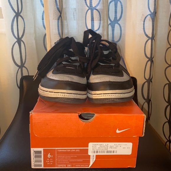 Nike Sneakers - Picture 1 of 6